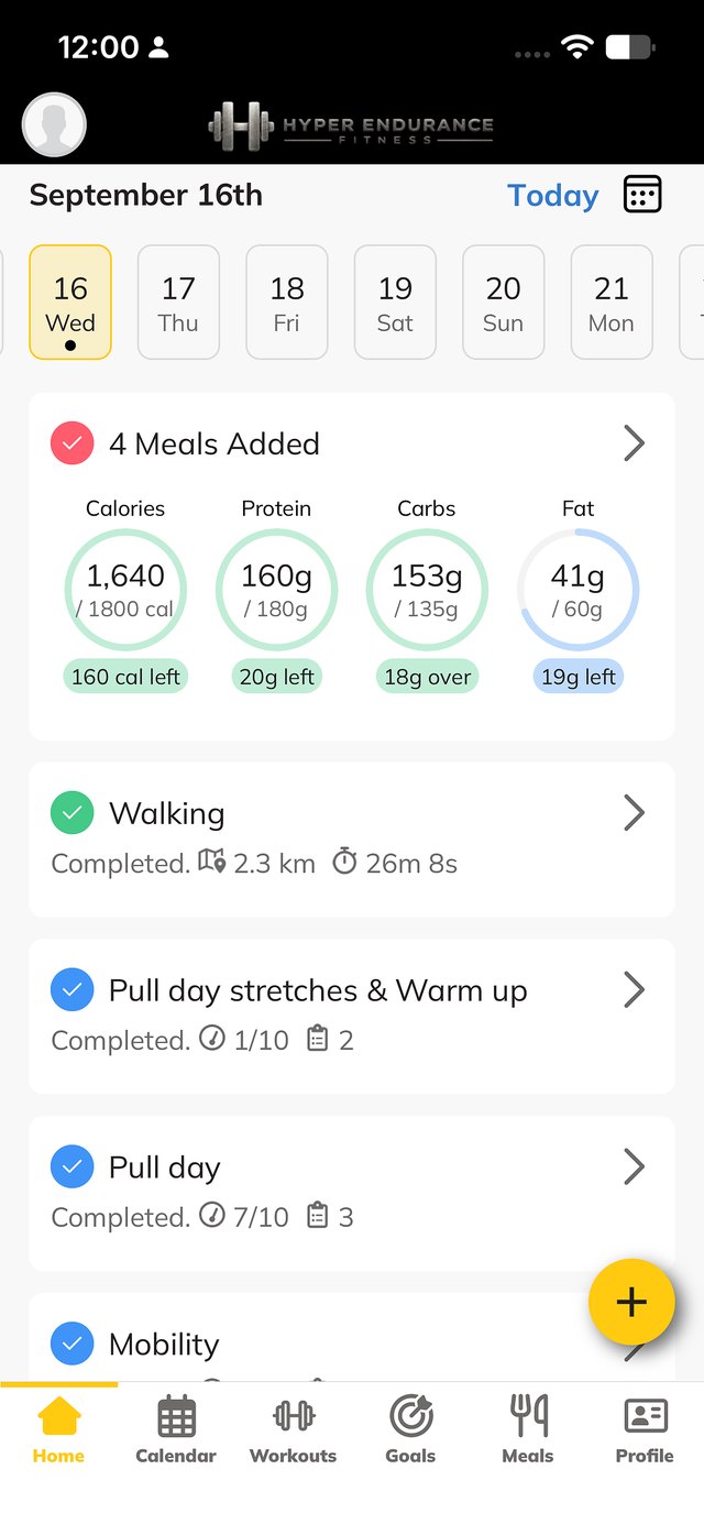 Hyper Endurance Fitness App home screen showing the day's calories, protein, carbs and fat, with completed walking, warm up and pull day sessions